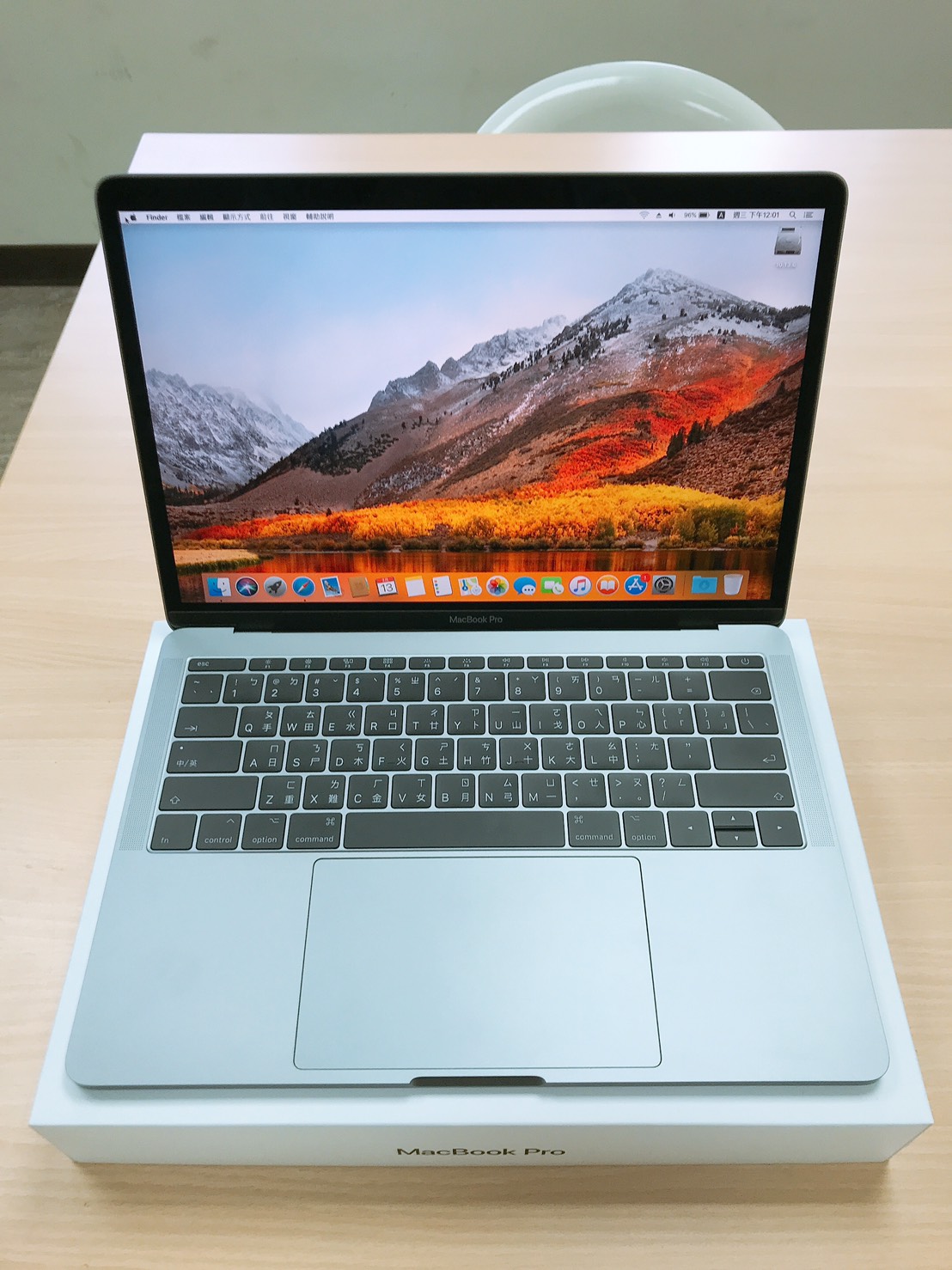 MacBook Pro (13-inch, 2017）SSD 1TB新品ですスマホ/家電/カメラ